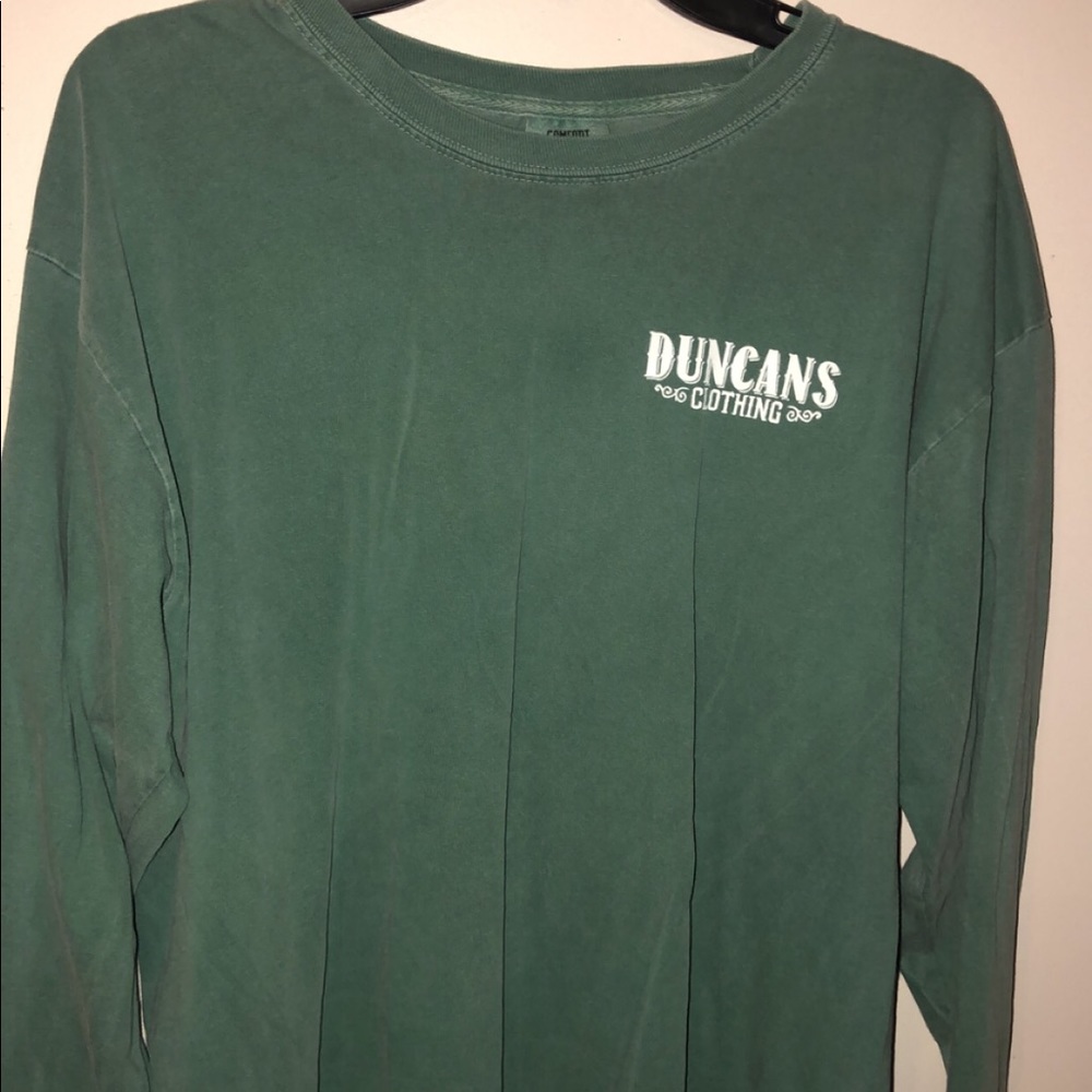 Very cute comfortable green long sleeve shirt